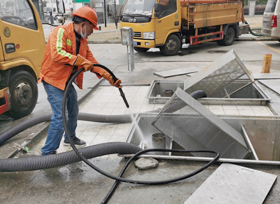 东成镇隔油池清理